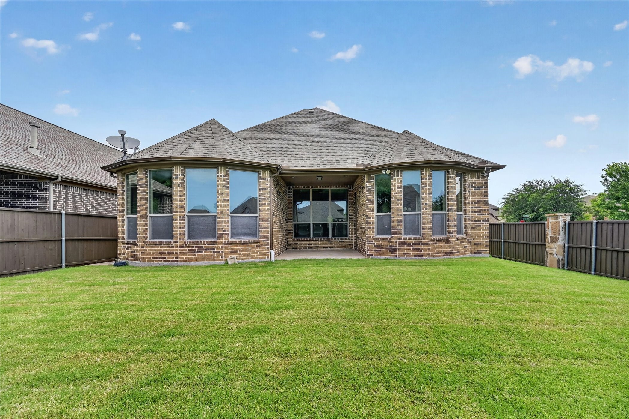 775 Deverson Drive
