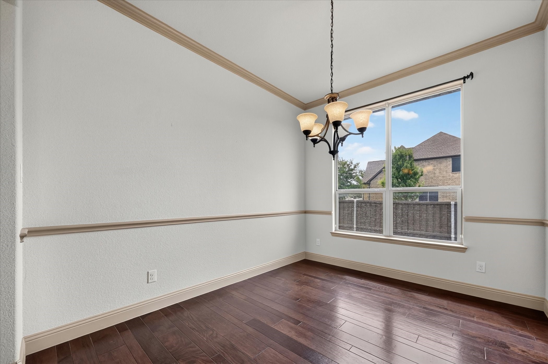 775 Deverson Drive