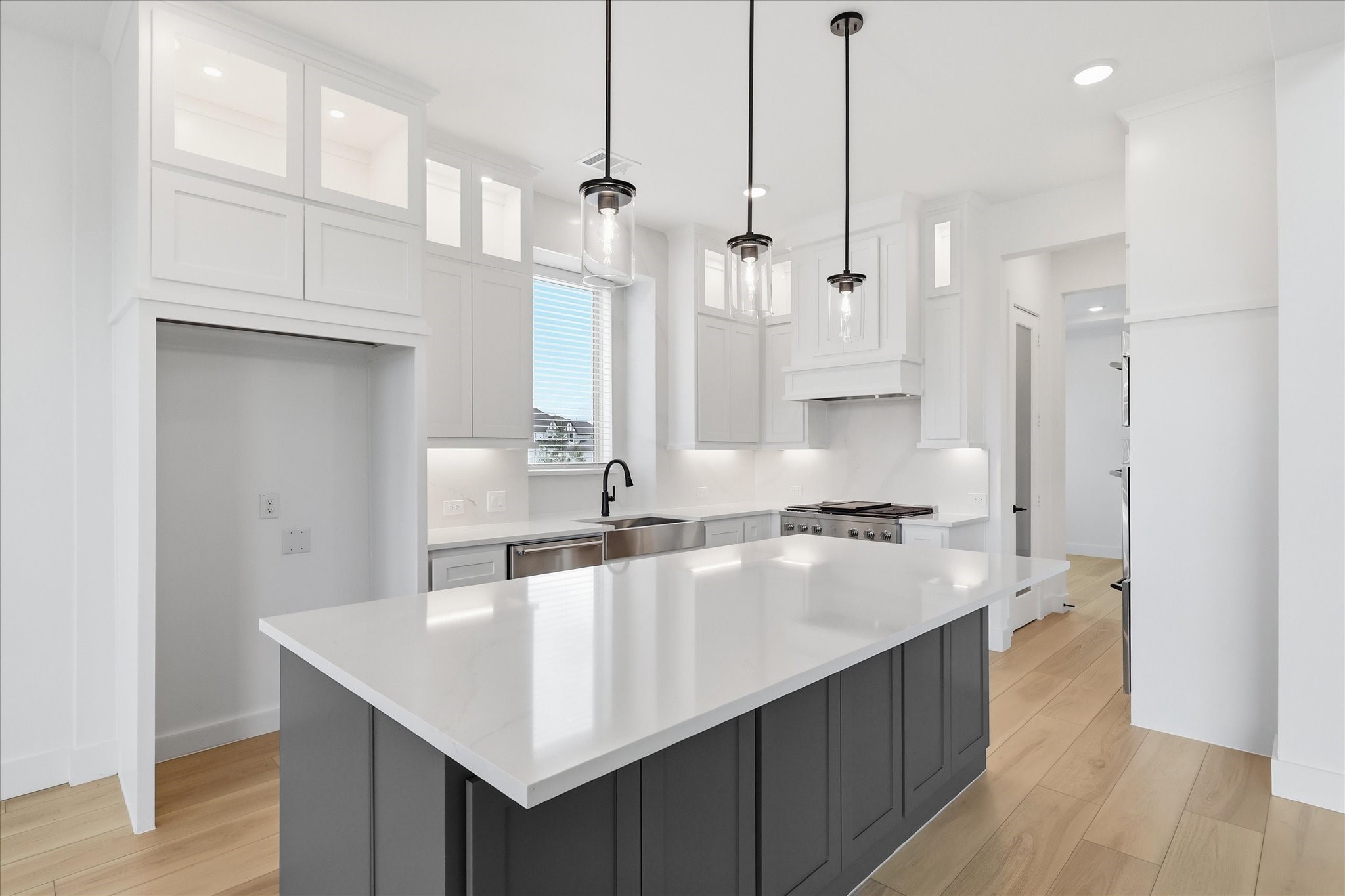 1561 Pepperdine Place