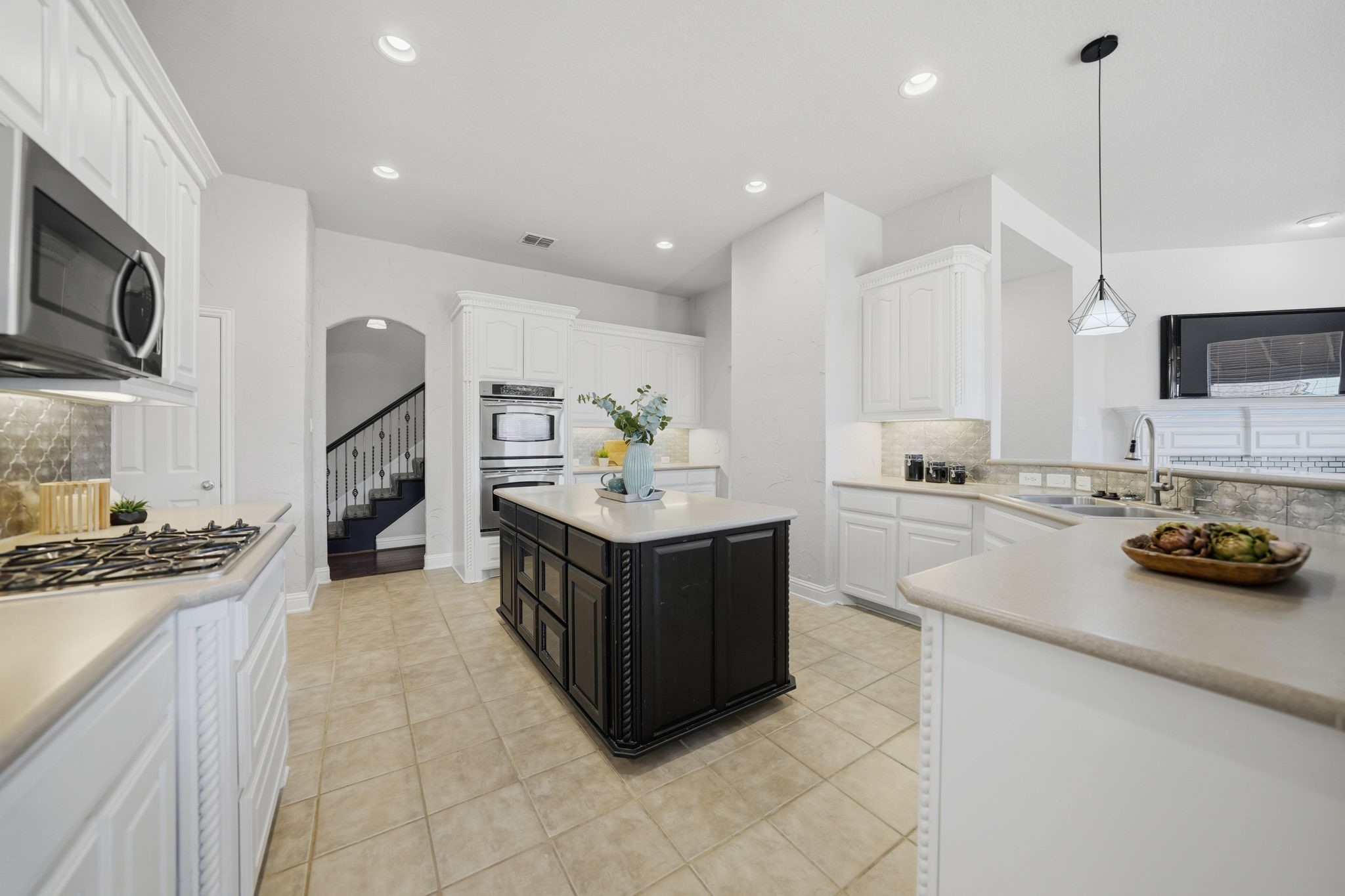 3475 Pilgrim Drive