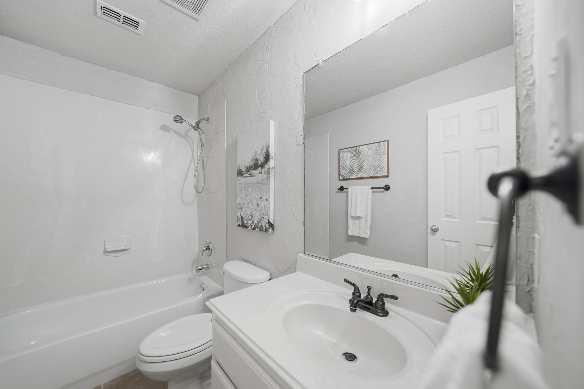 3475 Pilgrim Drive