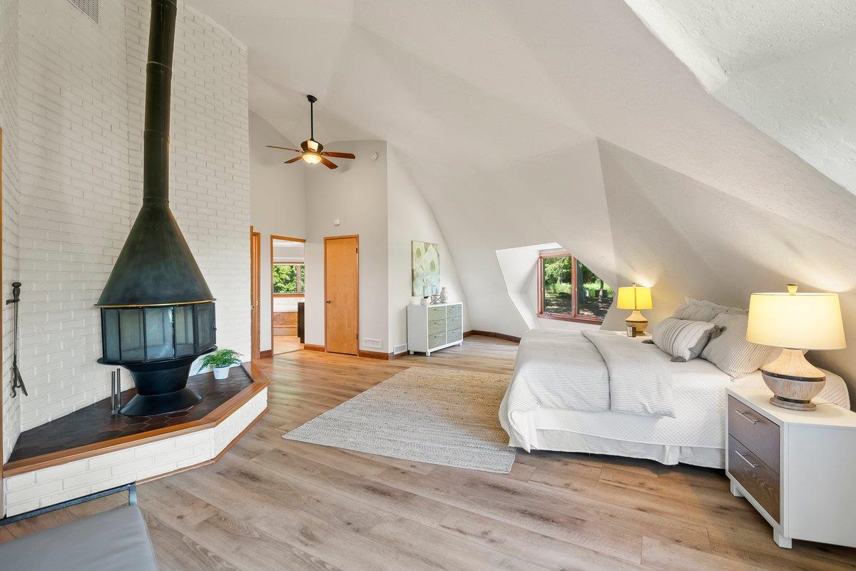 18668 Favre Ridge RD