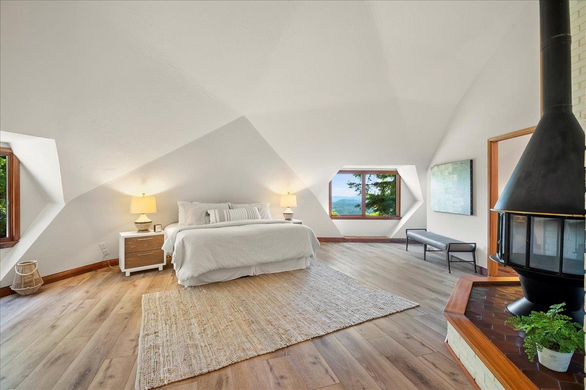 18668 Favre Ridge RD