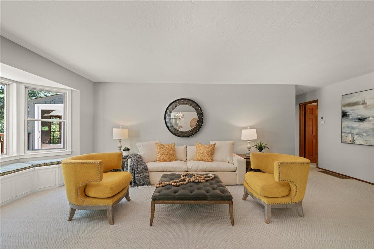 19005 Old Vineyard RD