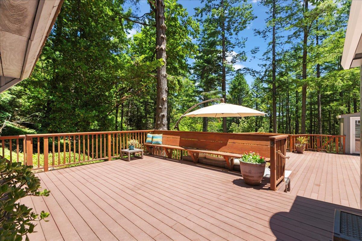 19005 Old Vineyard RD