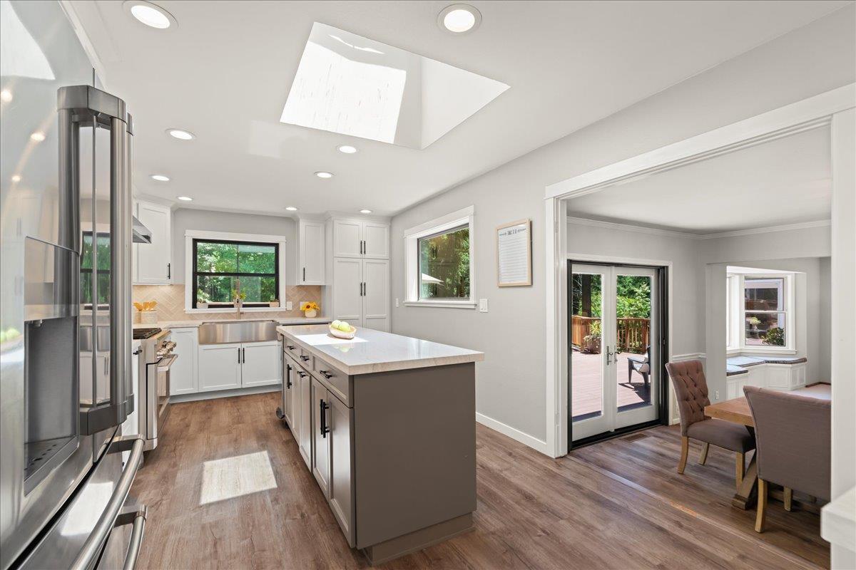 19005 Old Vineyard RD