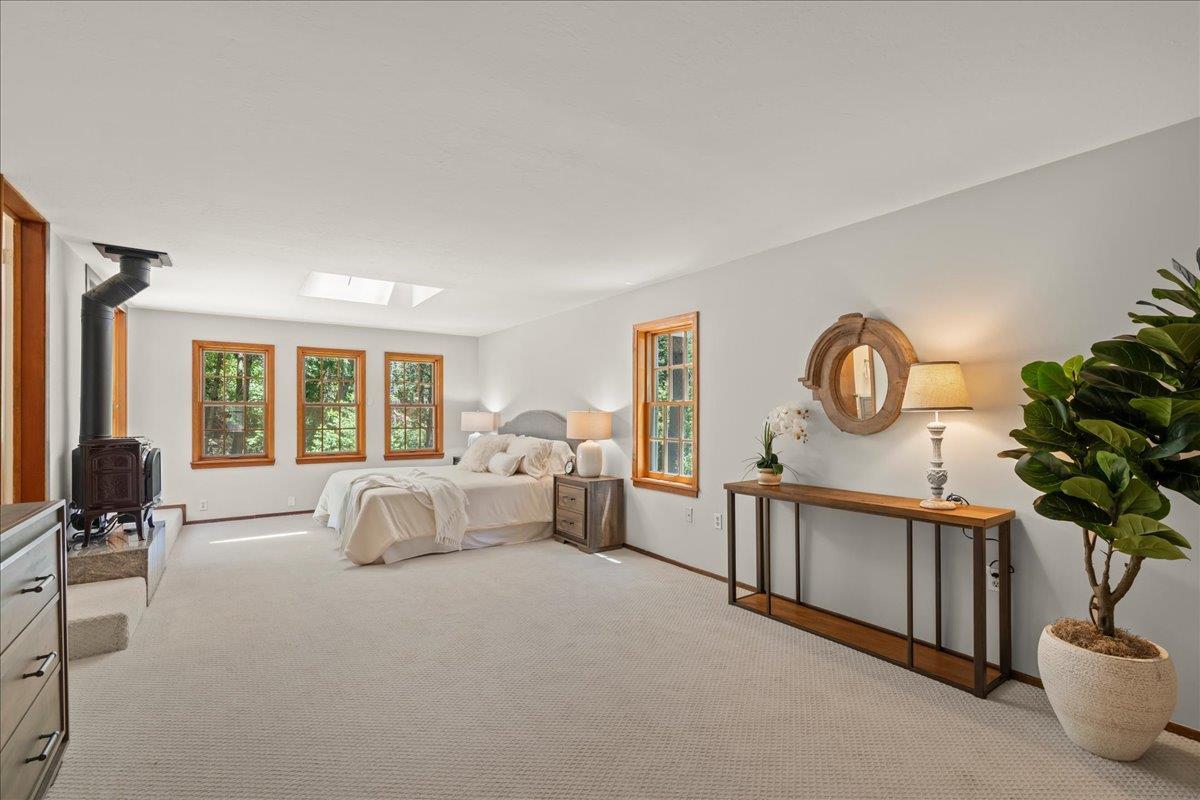 19005 Old Vineyard RD