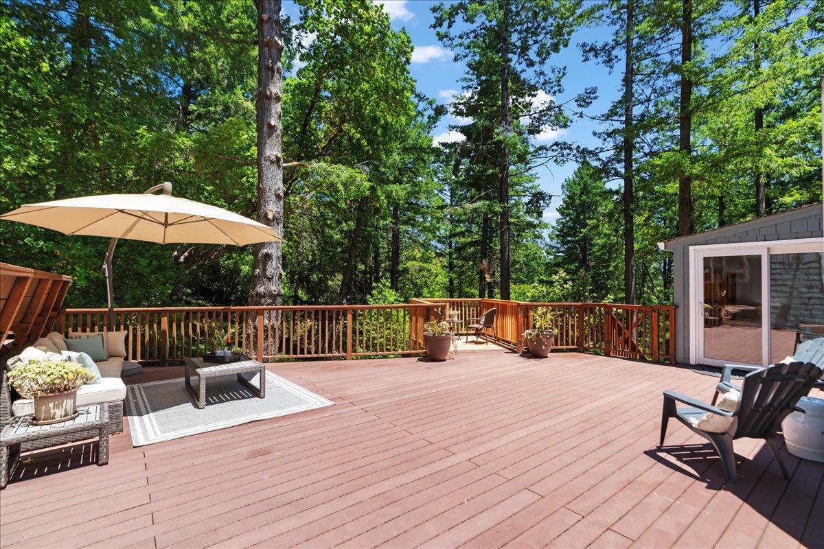 19005 Old Vineyard RD