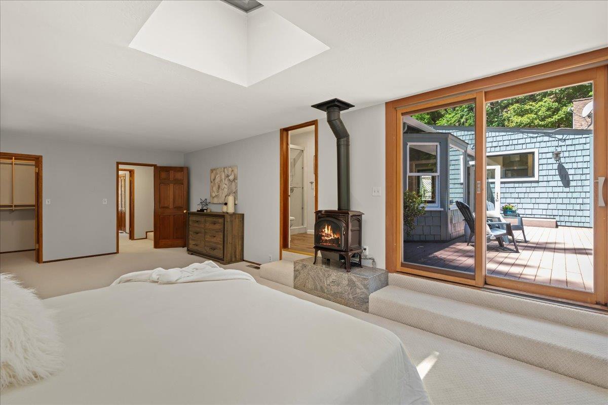 19005 Old Vineyard RD