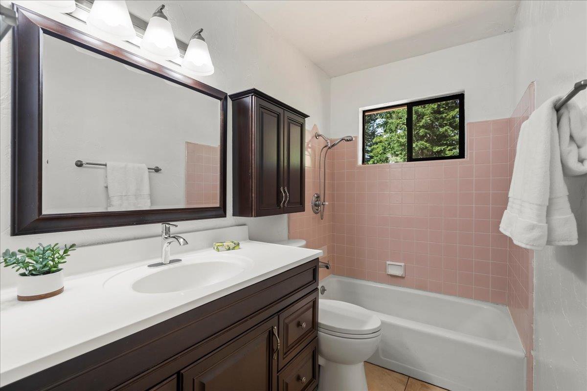 17615 Mountain Charlie RD