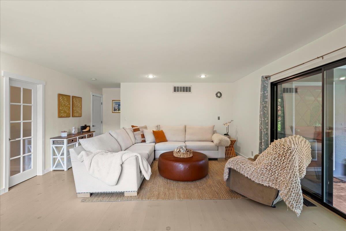 17615 Mountain Charlie RD