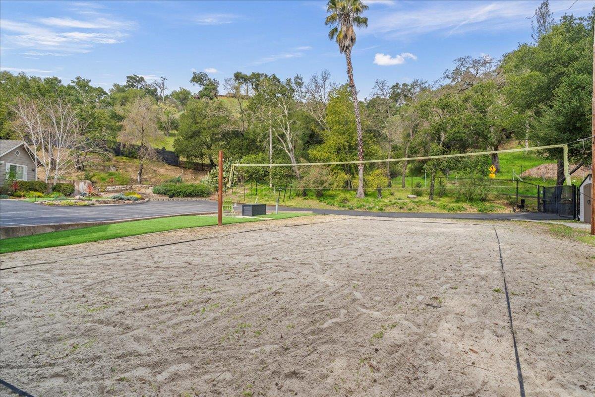 18300 Montevina RD
