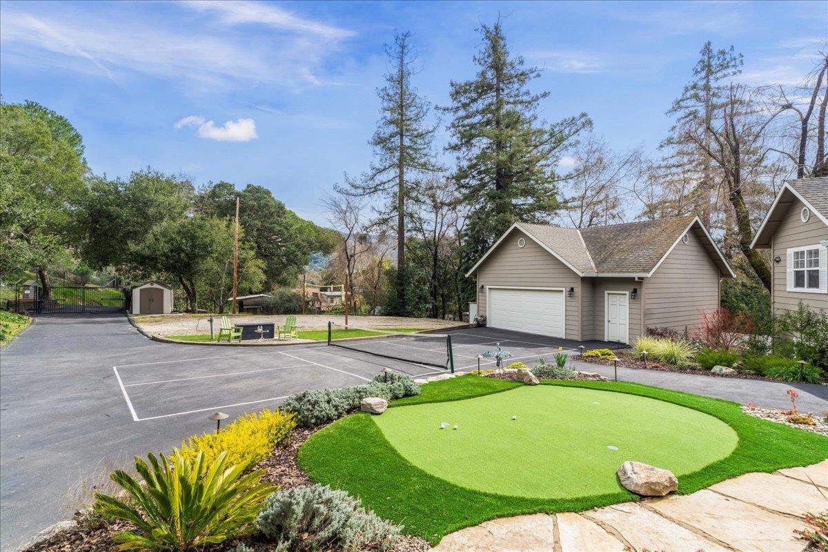18300 Montevina RD