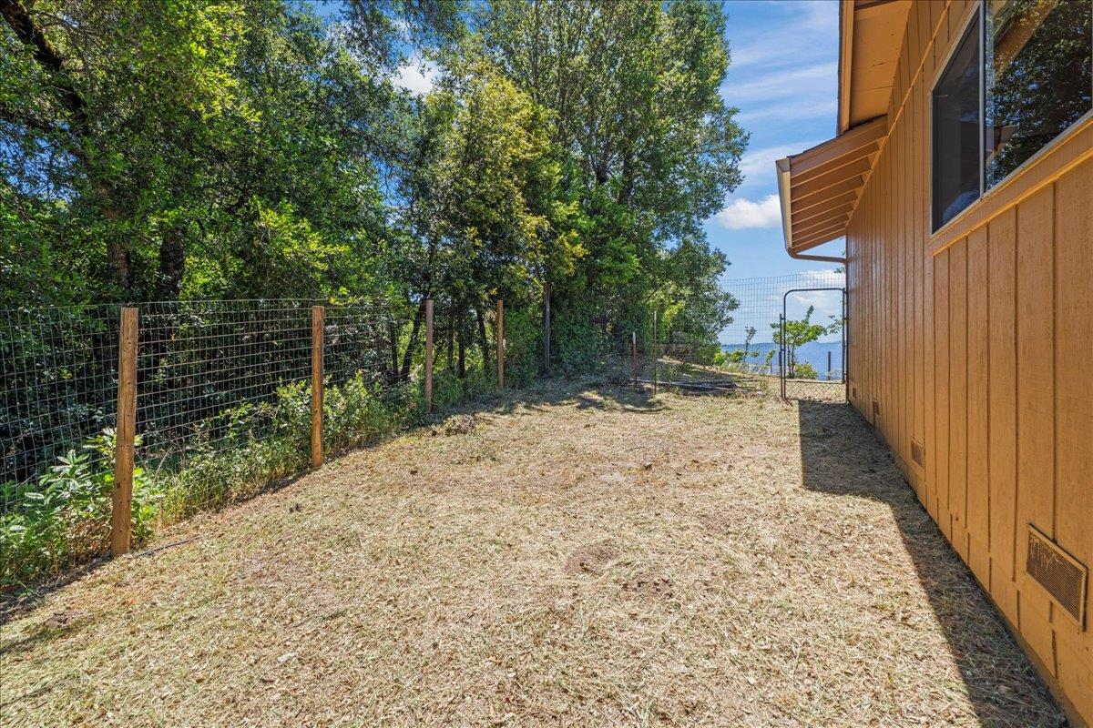 18584 Favre Ridge Road