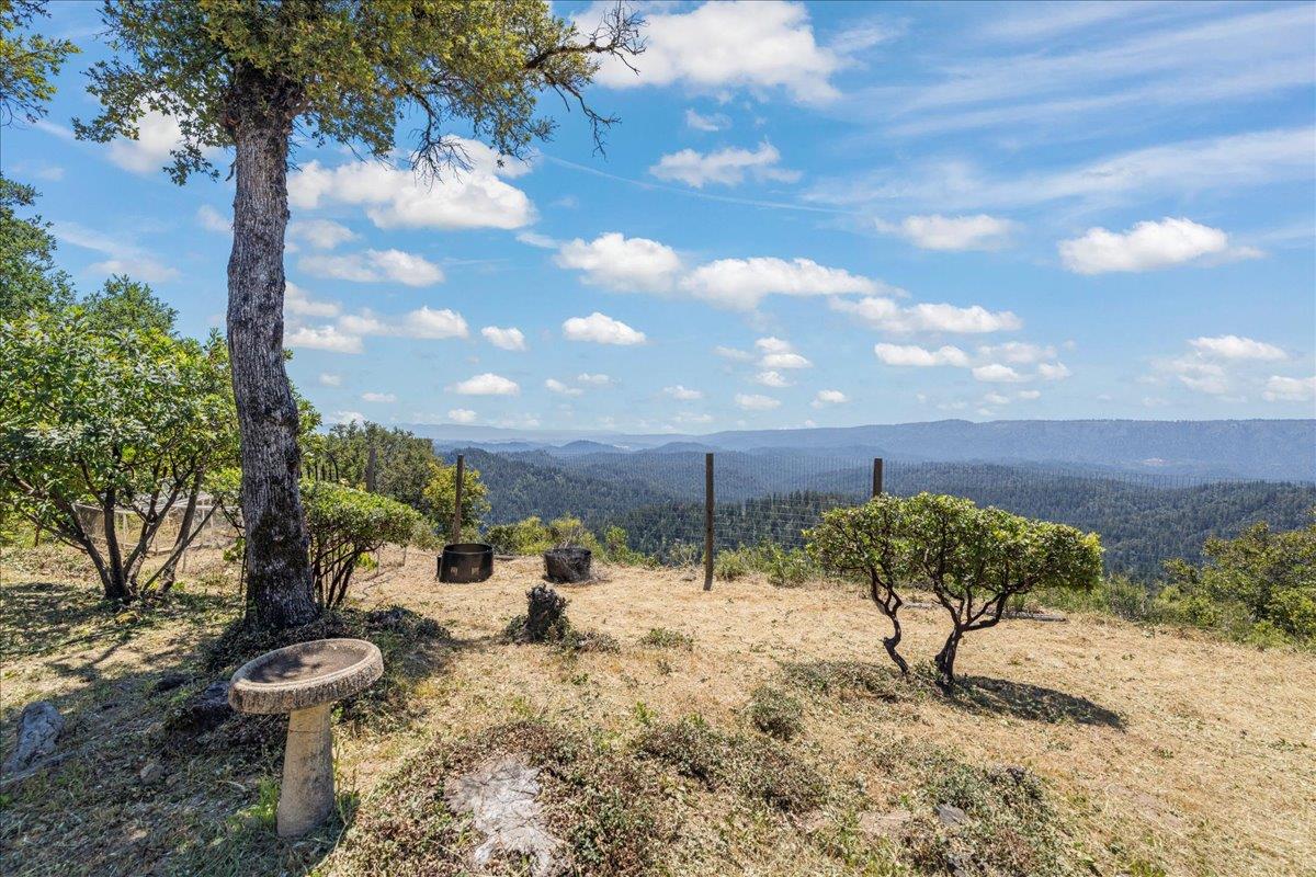 18584 Favre Ridge Road