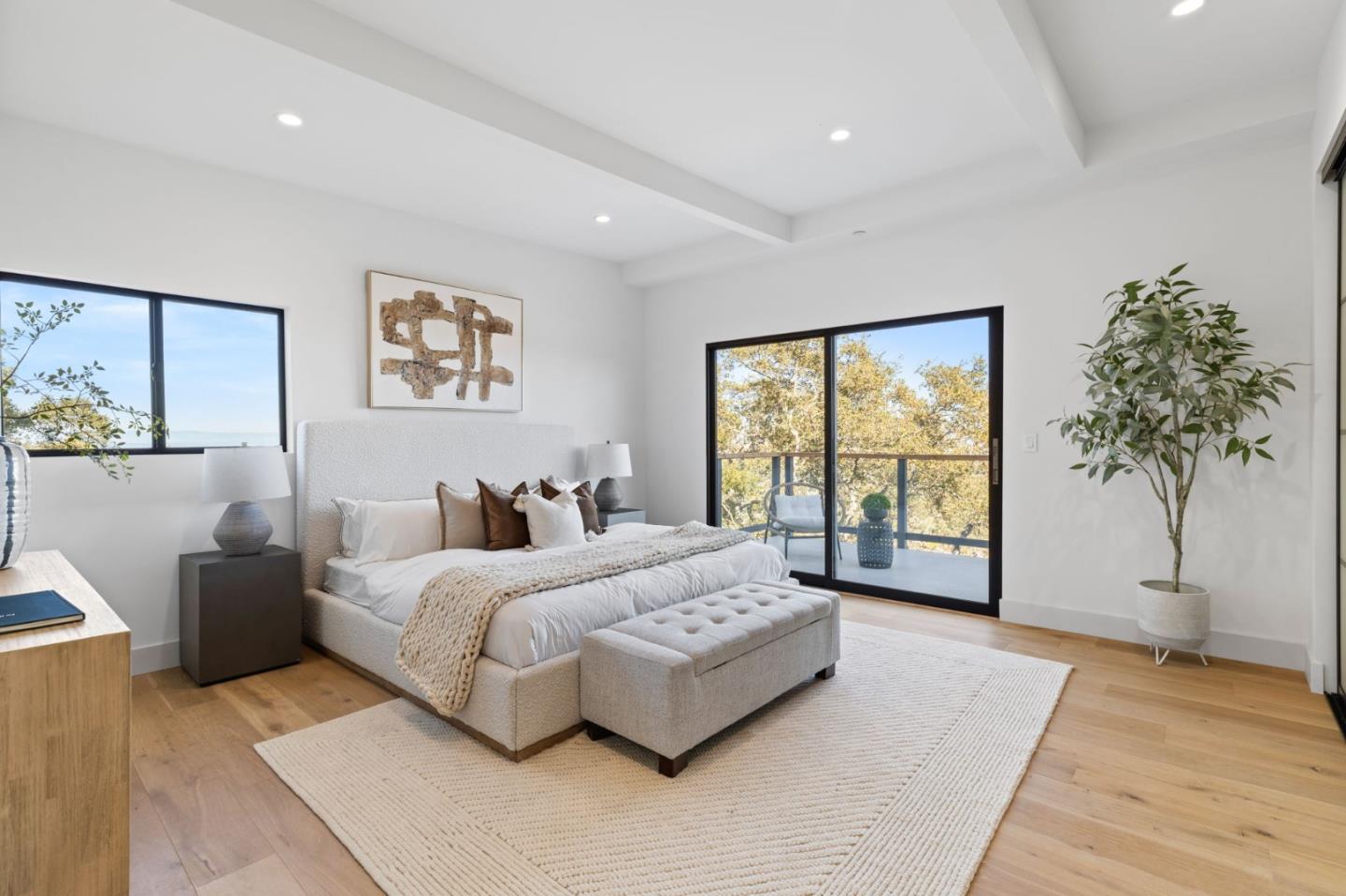760 Loma Court