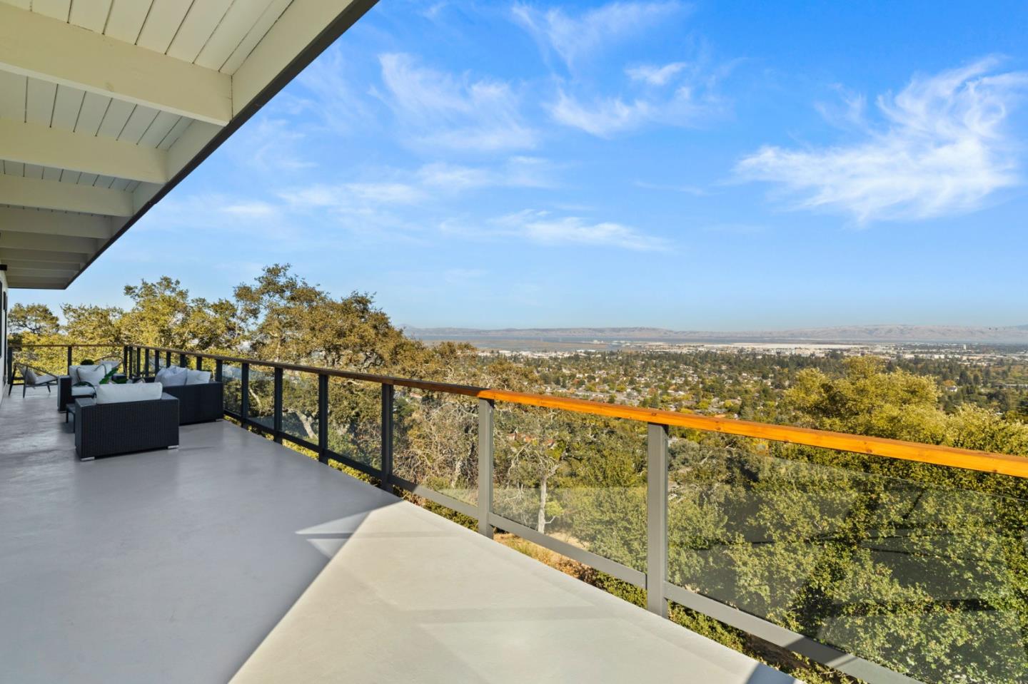 760 Loma Court