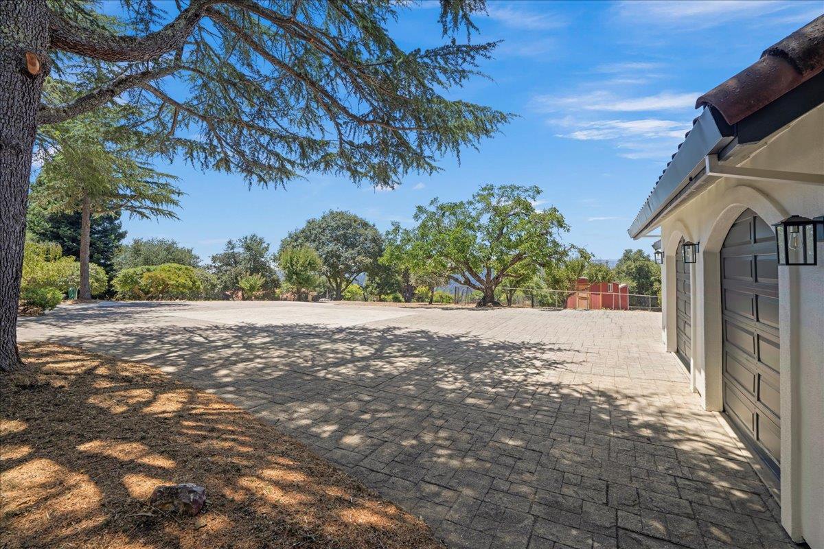 24614 Miller Hill Road