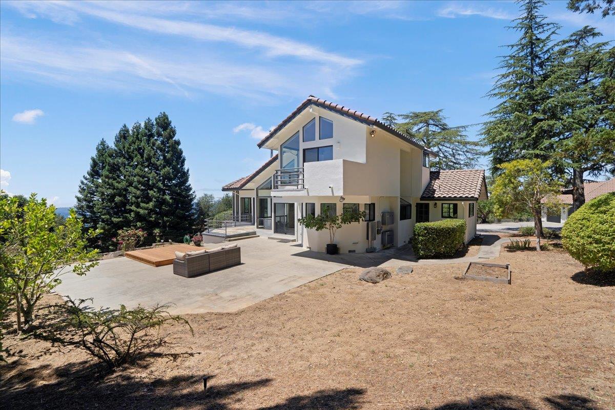 24614 Miller Hill Road