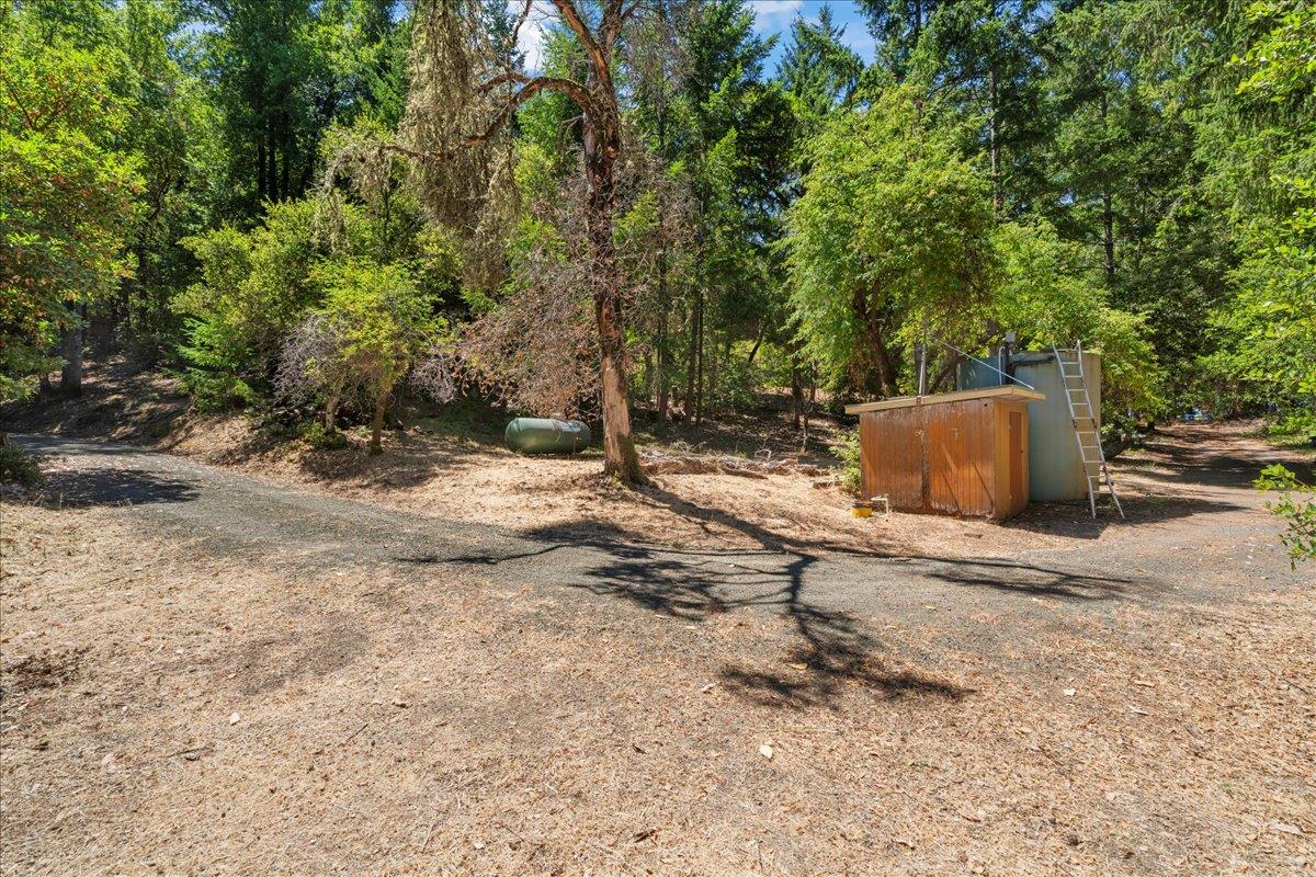 13770 Madrone Place