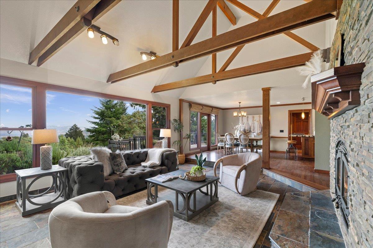 19960 Skyline Boulevard