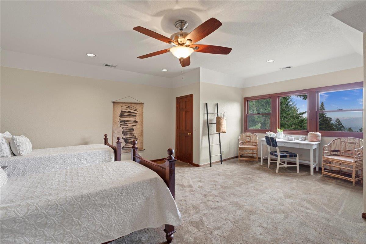 19960 Skyline Boulevard