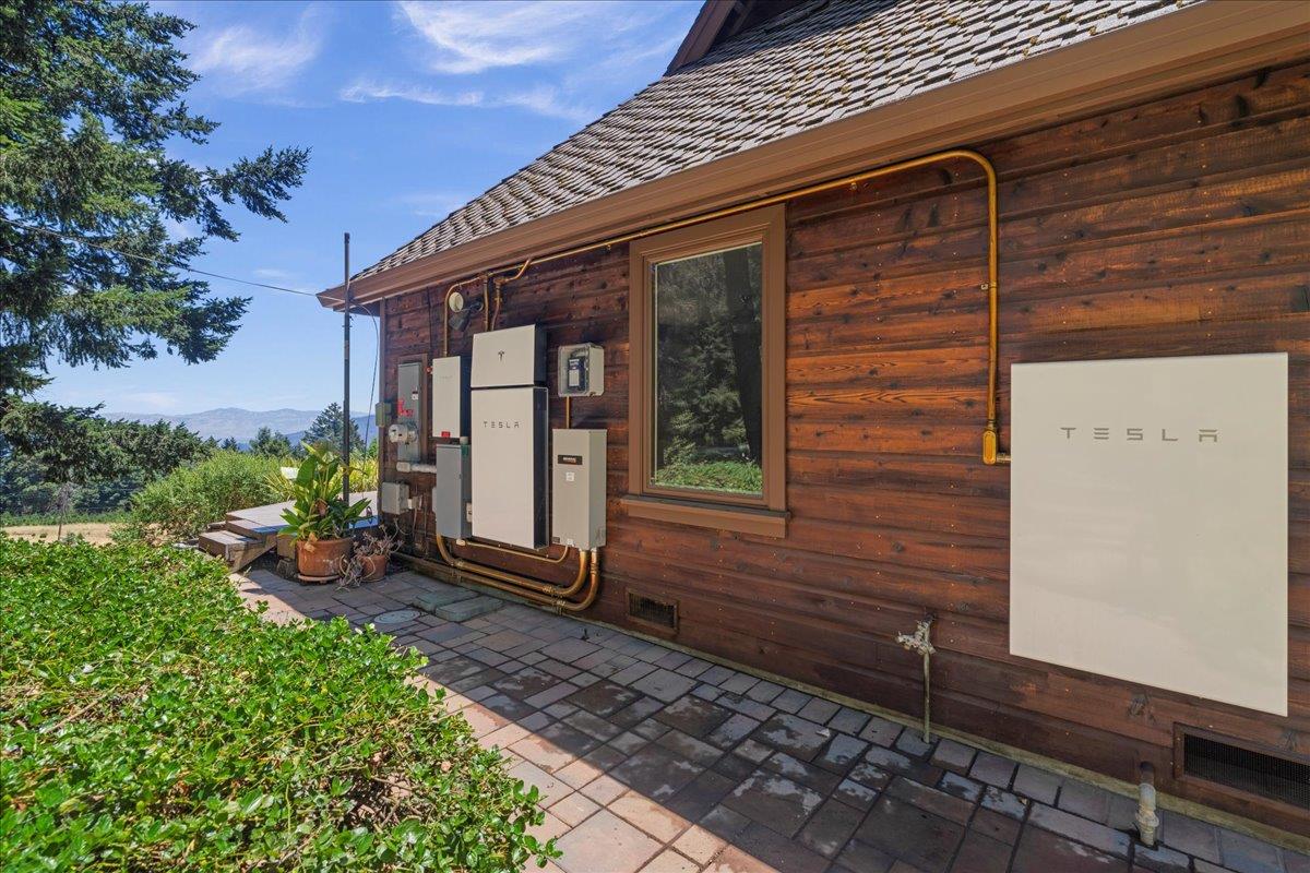 19960 Skyline Boulevard