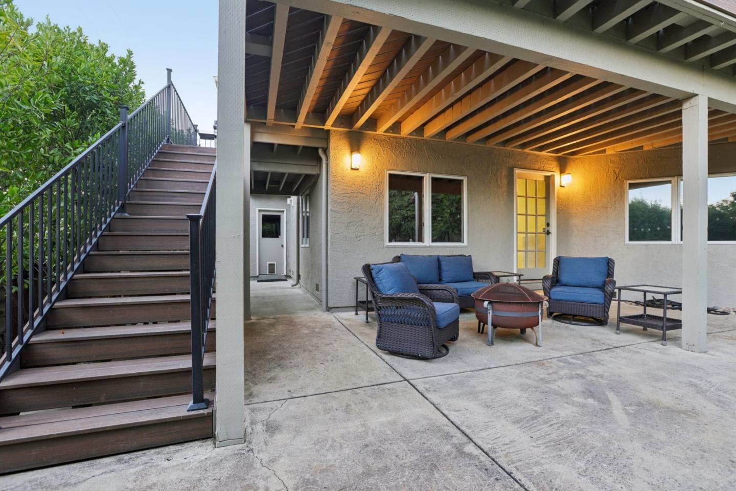 1055 West Dunne Avenue