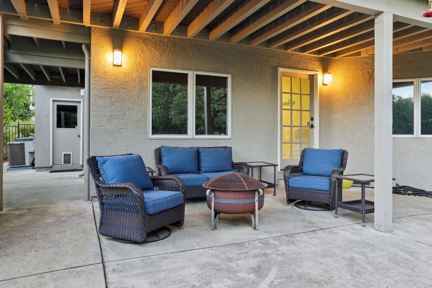 1055 West Dunne Avenue