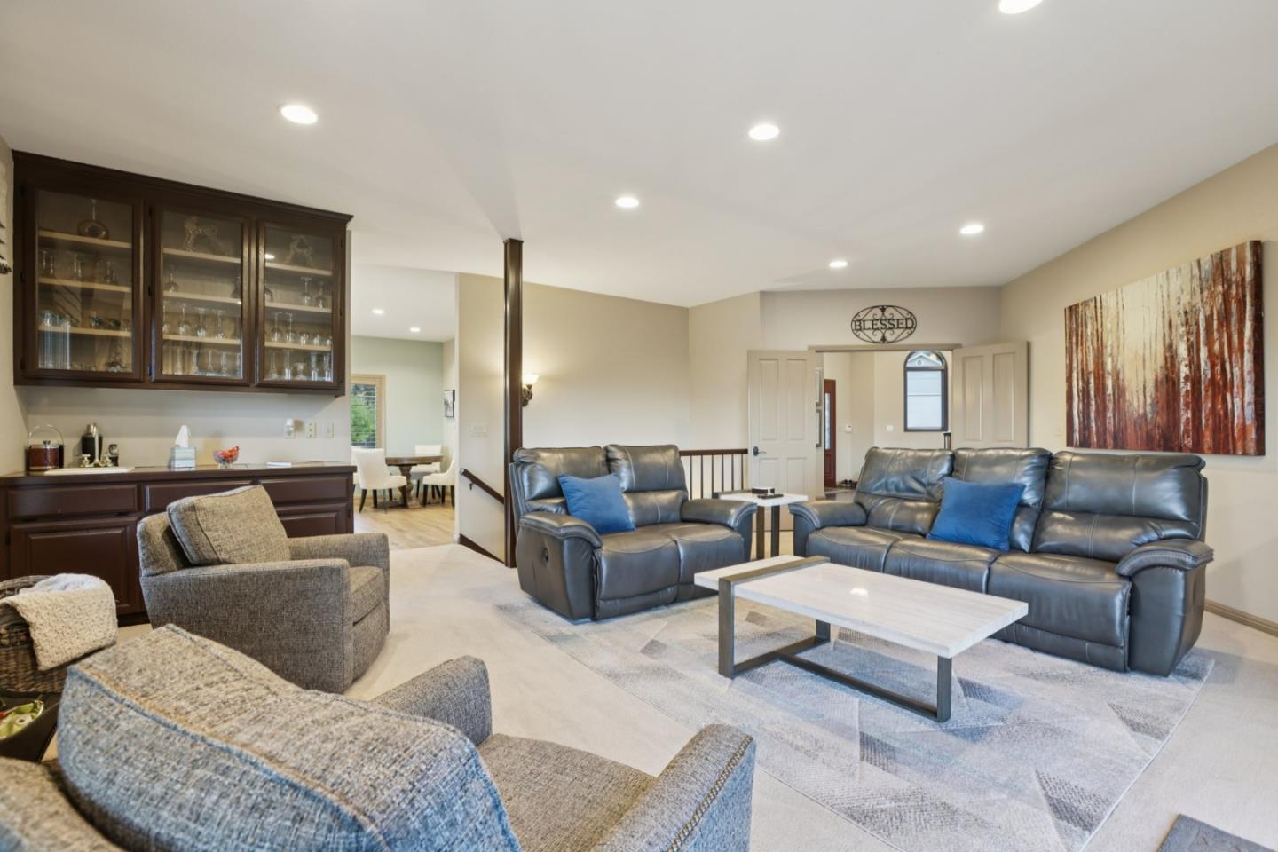 1055 West Dunne Avenue