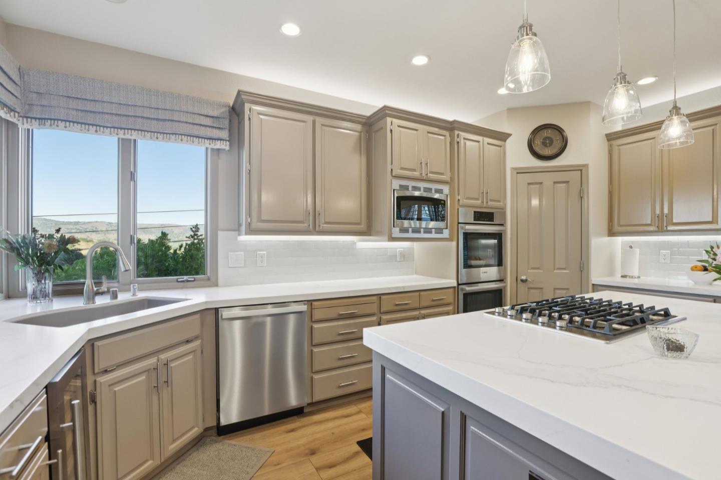 1055 West Dunne Avenue