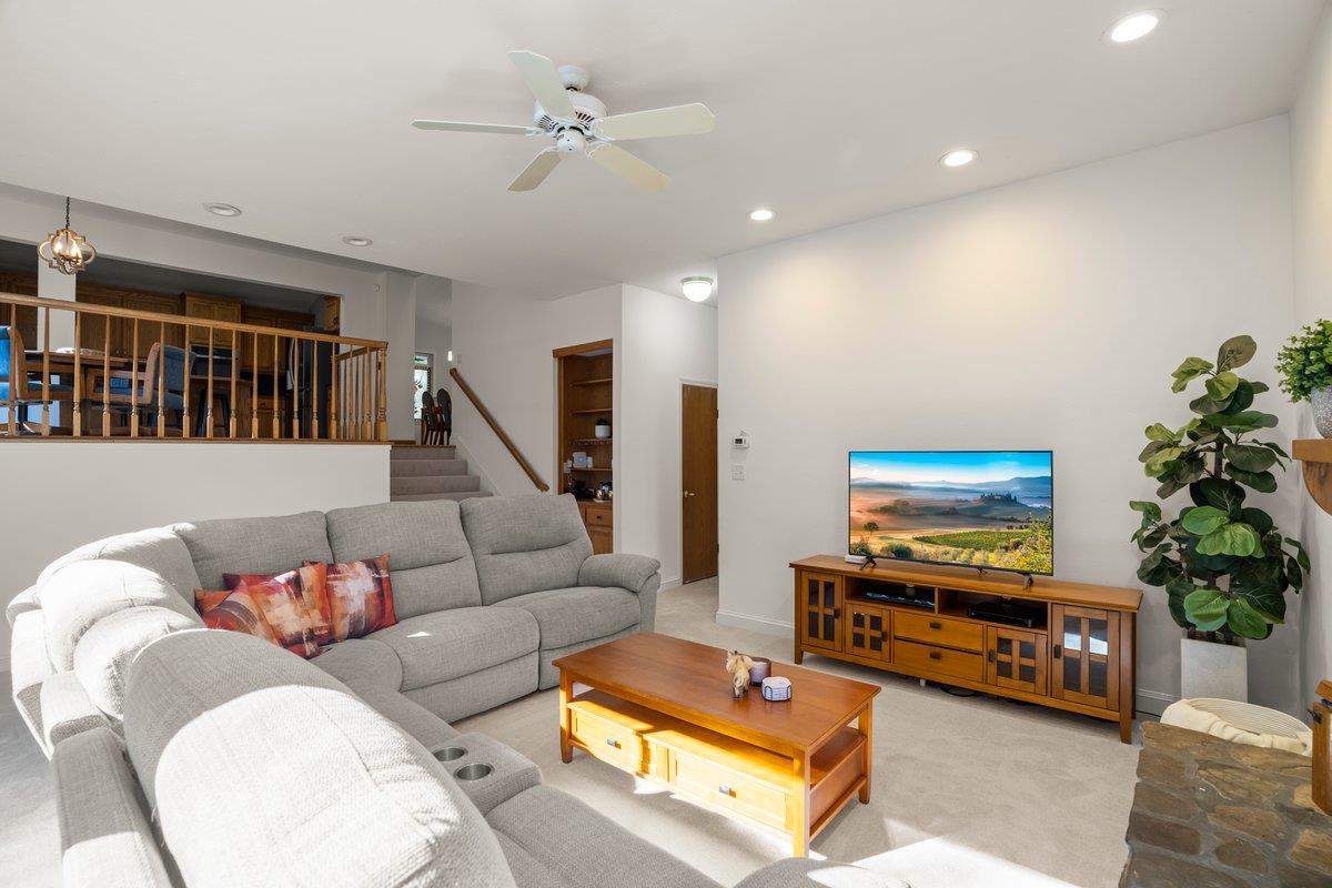 22116 Call Of The Wild Road