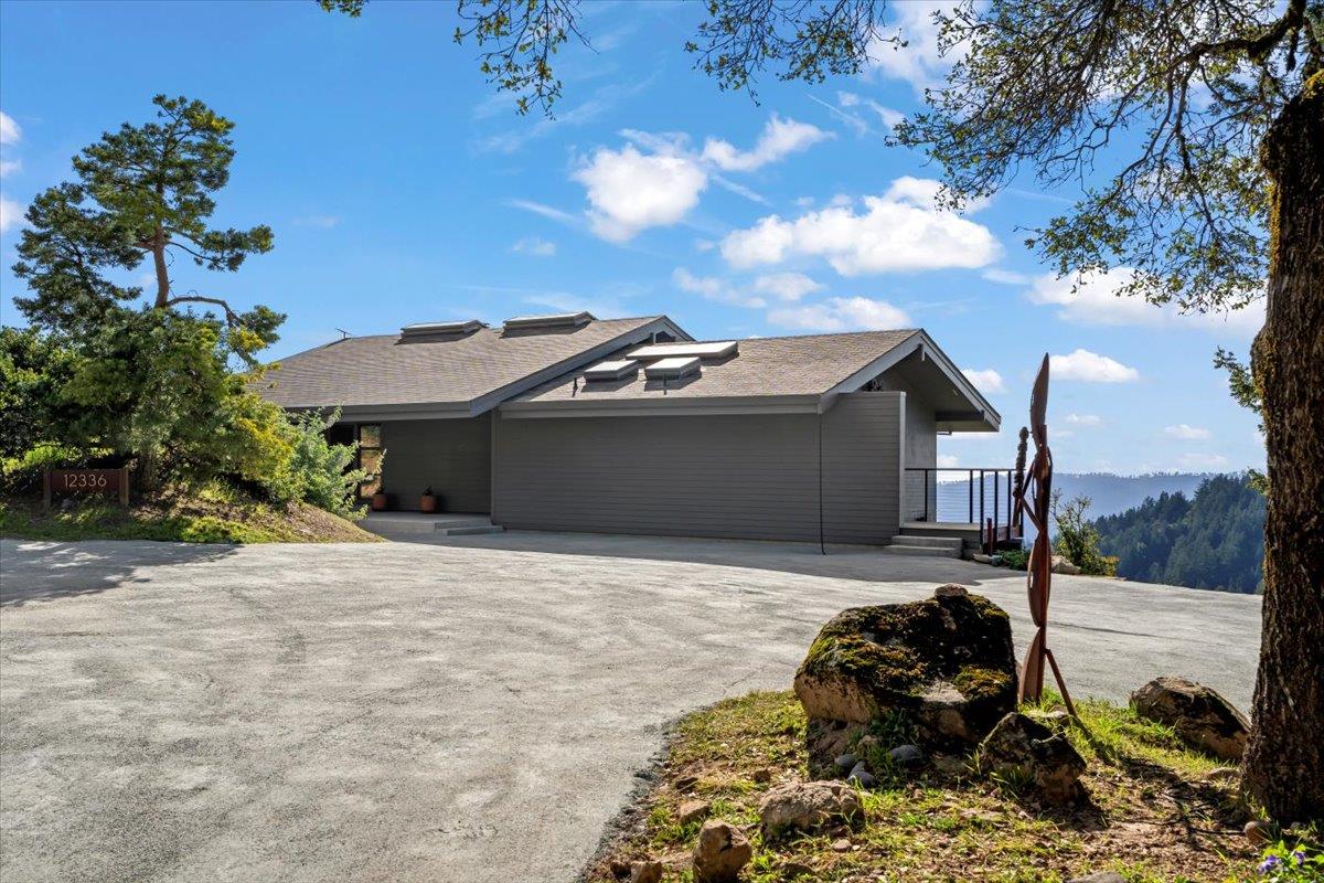 12336 Indian Rock Way