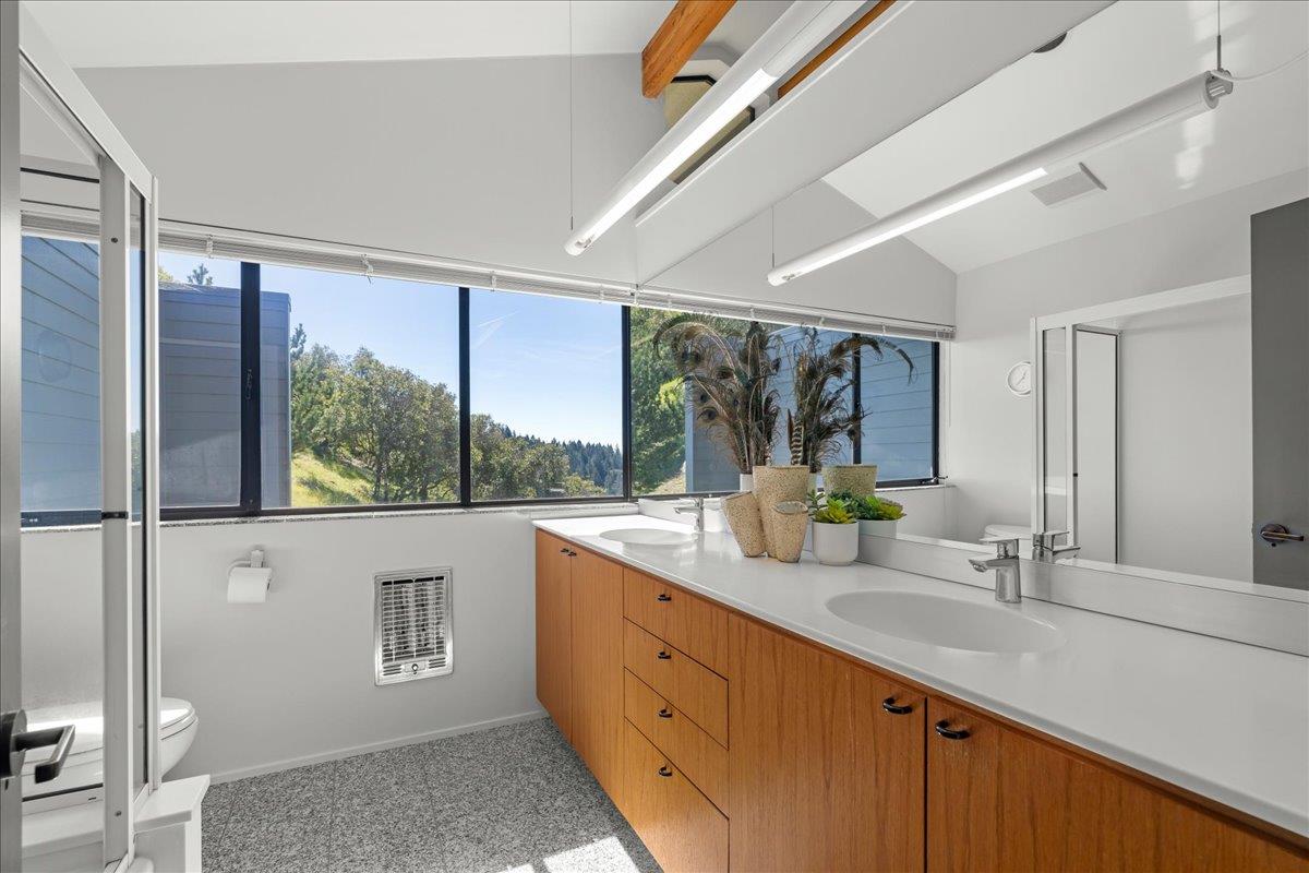 12336 Indian Rock Way