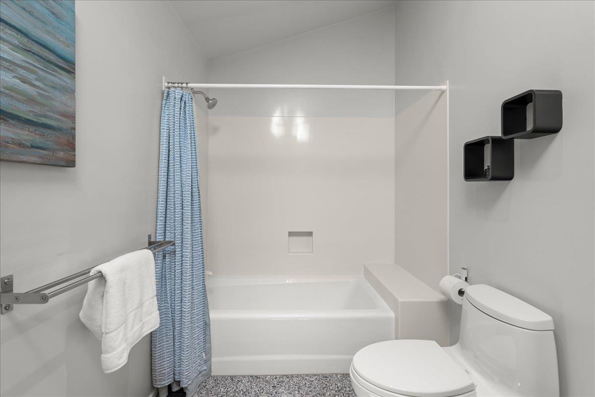 12336 Indian Rock Way