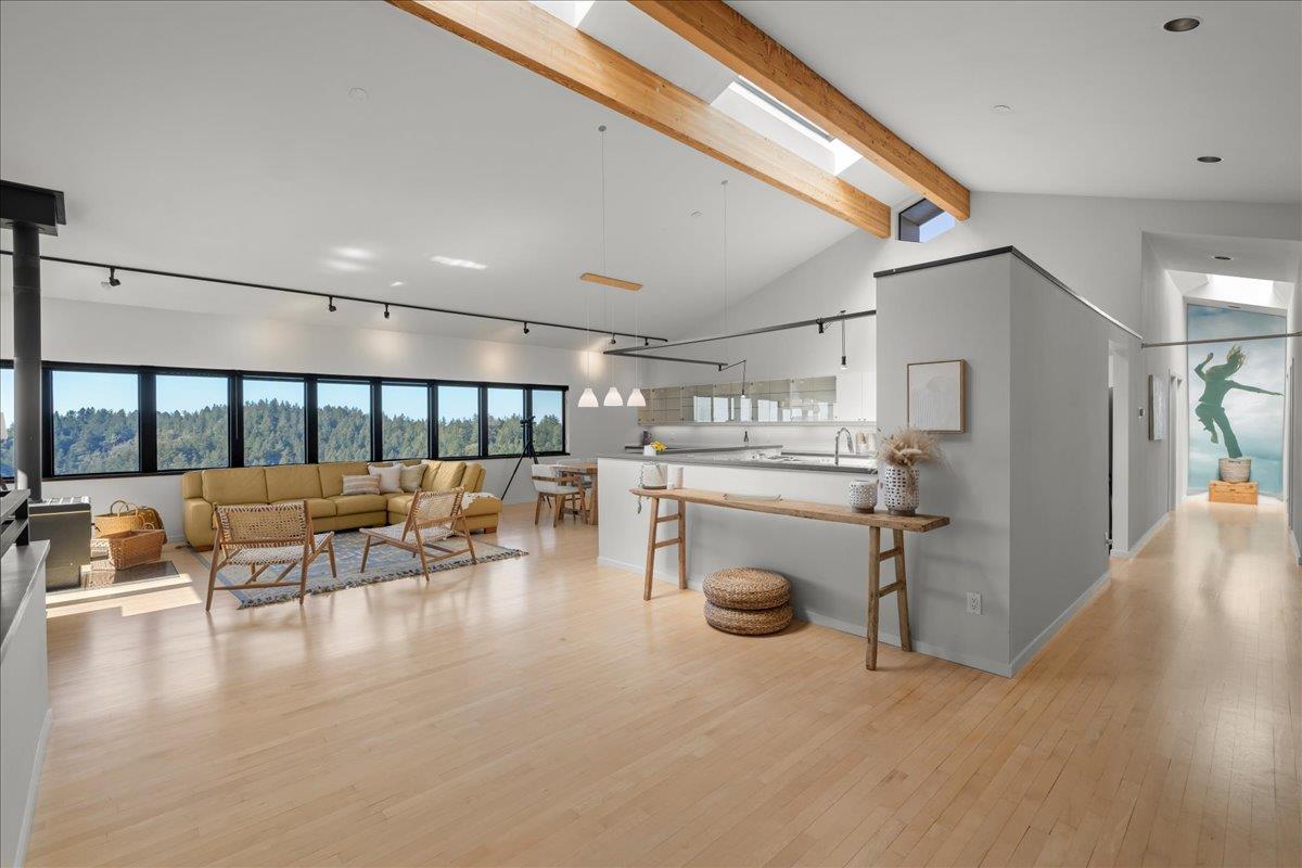 12336 Indian Rock Way