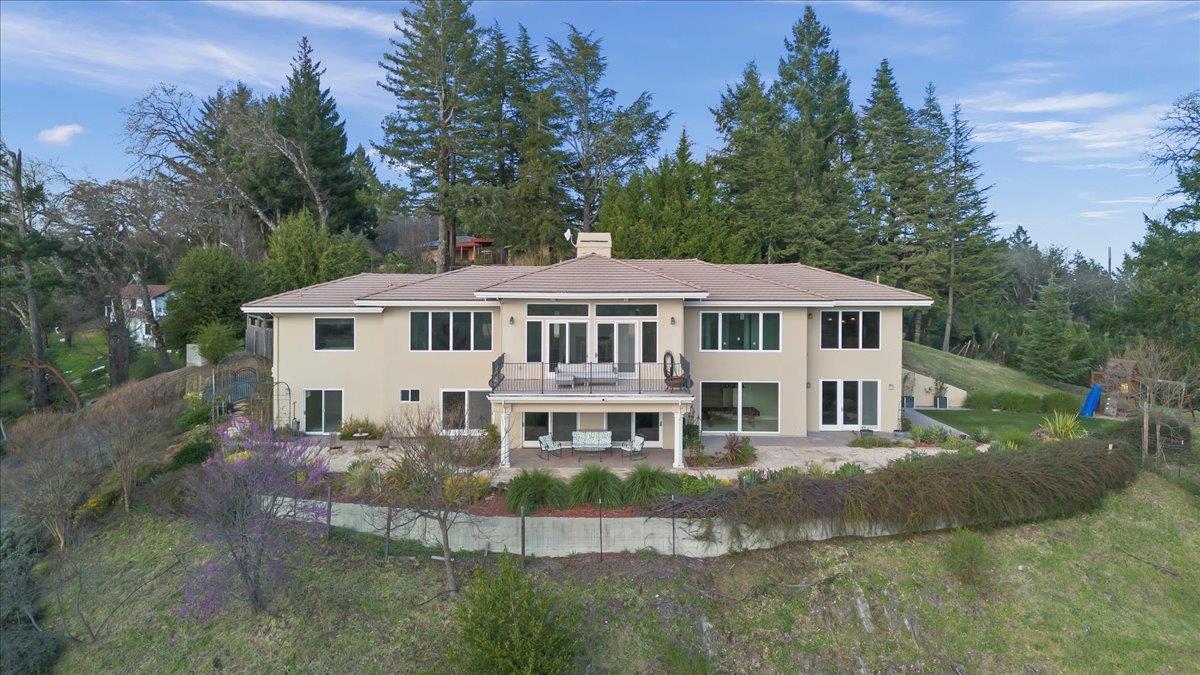 19975 Skyline Boulevard