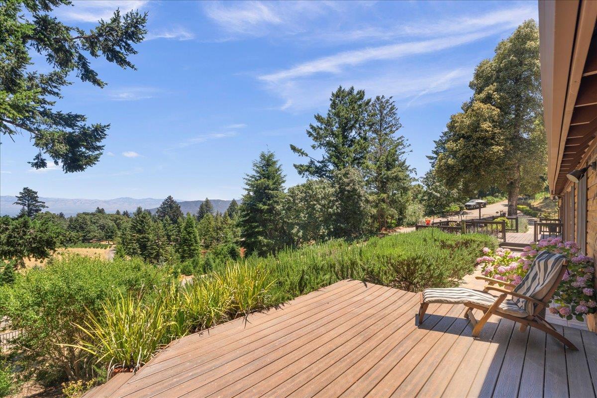 19960 Skyline Boulevard