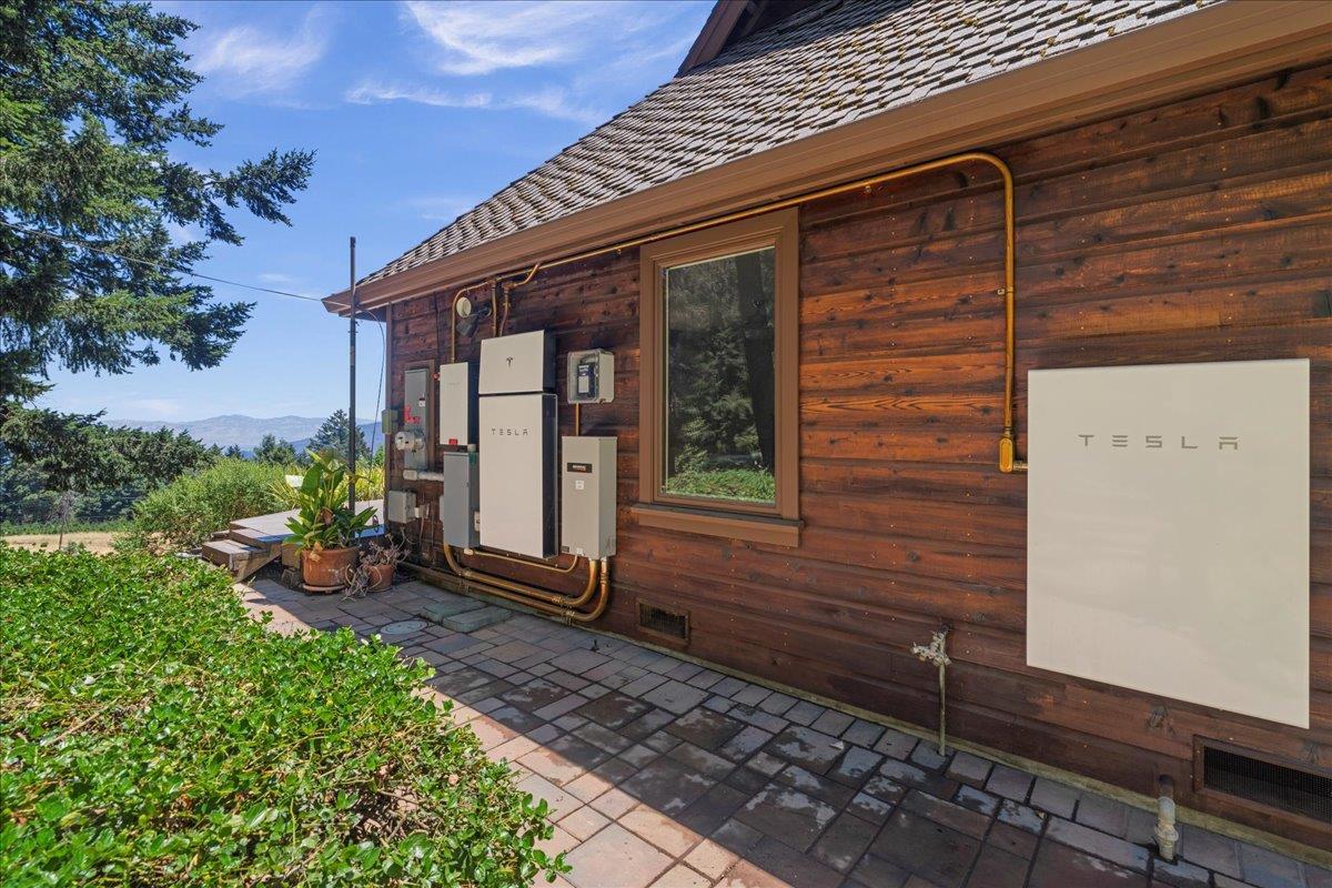 19960 Skyline Boulevard