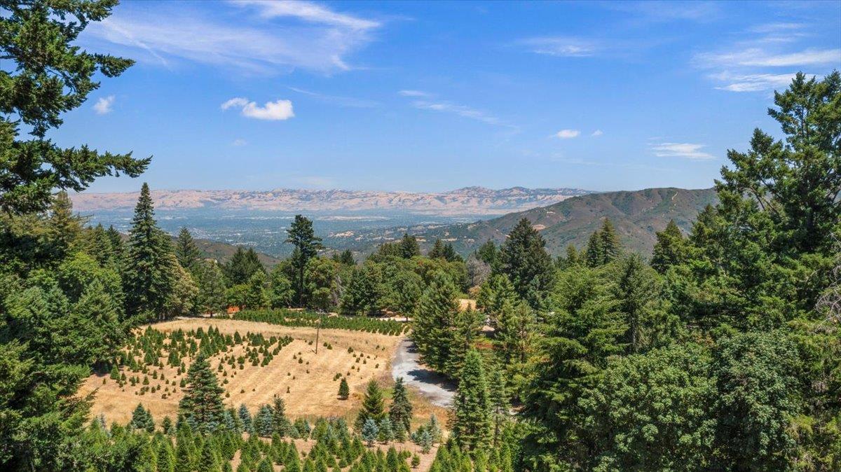 19960 Skyline Boulevard
