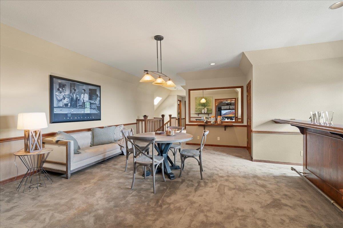 19960 Skyline Boulevard