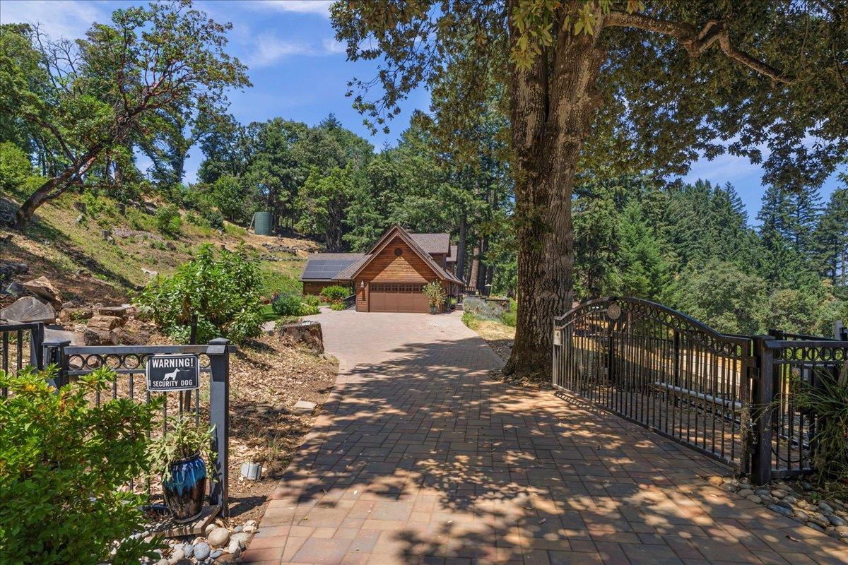 19960 Skyline Boulevard