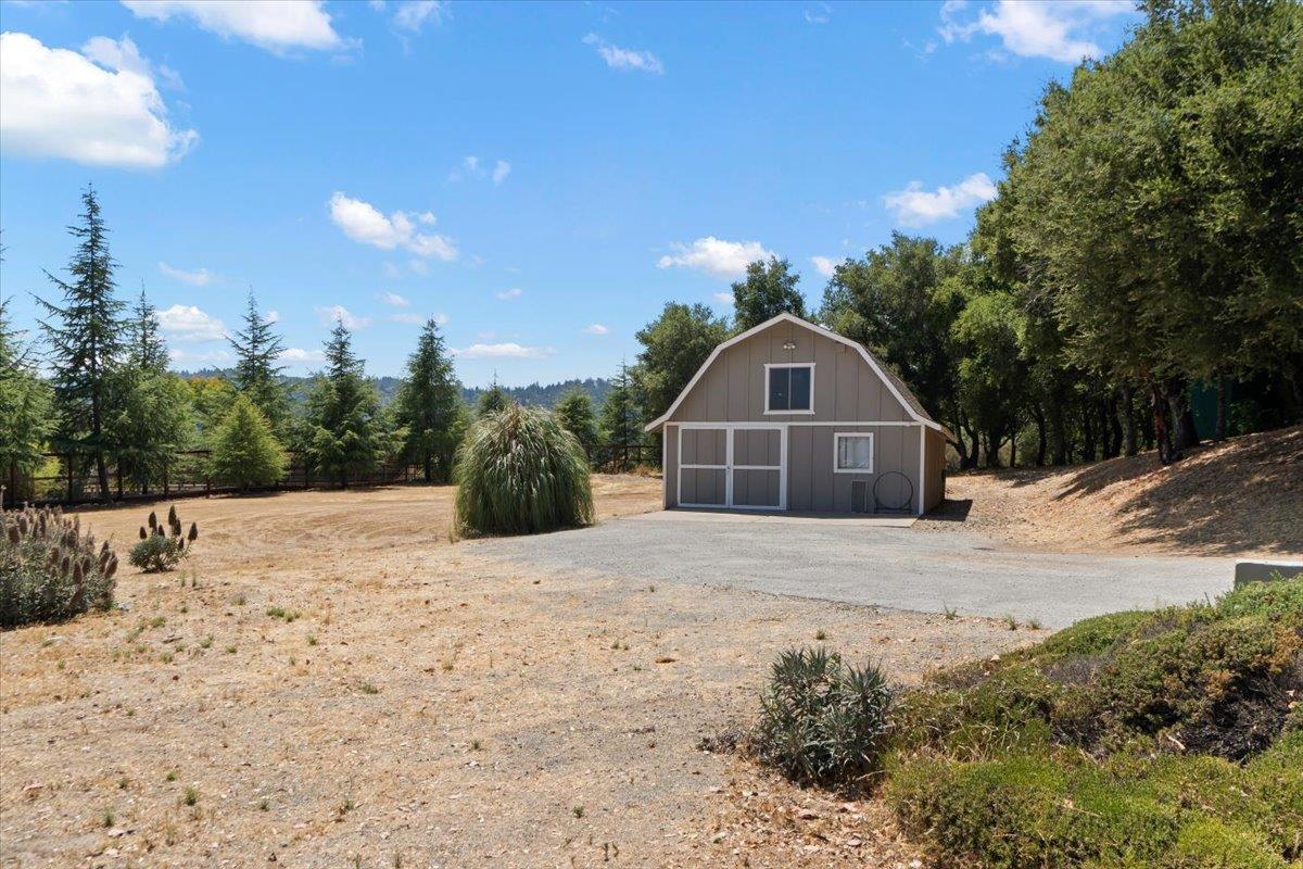 19465 Montevina RD