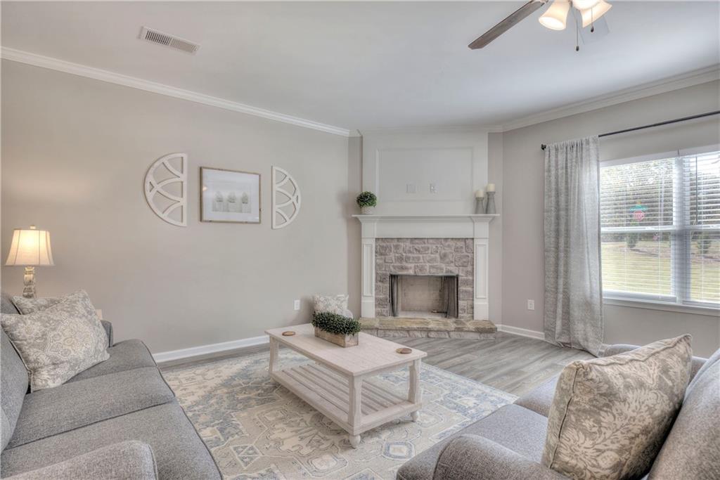 606 Belmont Lane