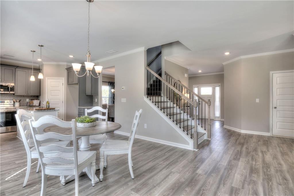 606 Belmont Lane