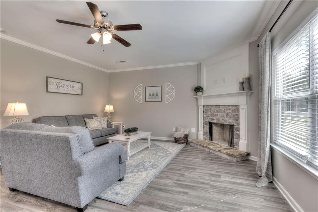 606 Belmont Lane