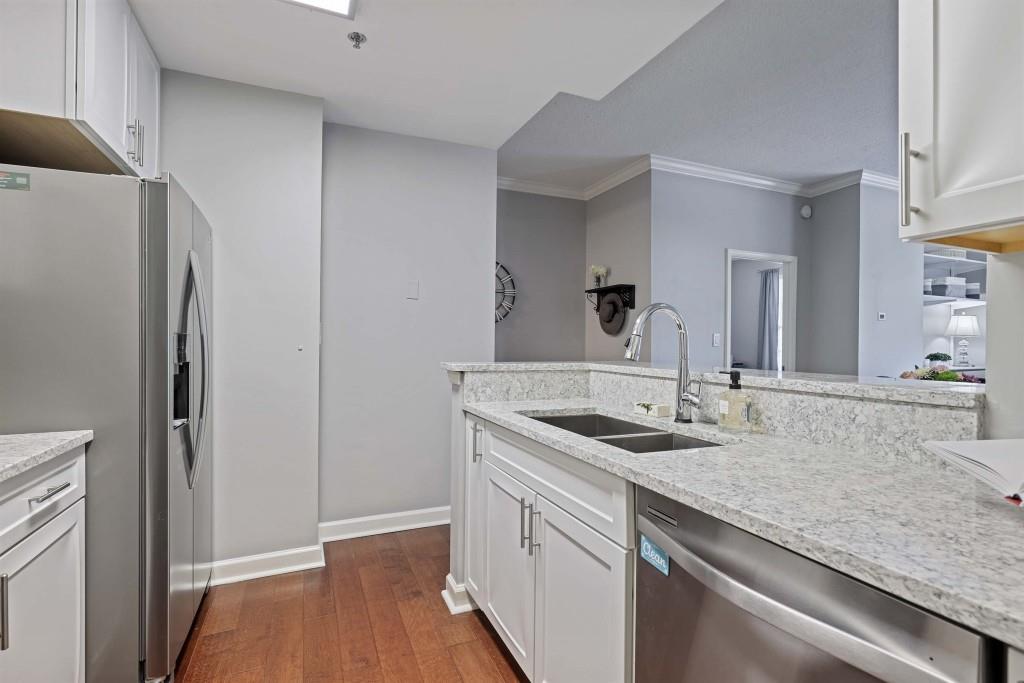 1101 Juniper Street Unit 219