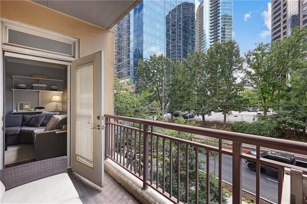 1101 Juniper Street Unit 219