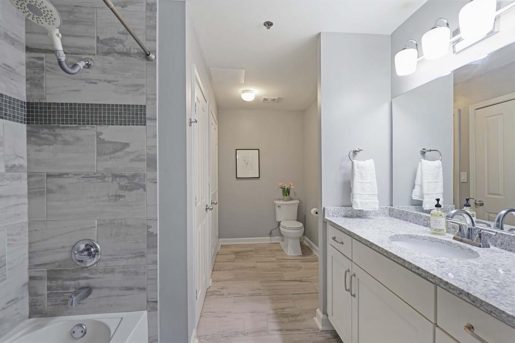 1101 Juniper Street Unit 219