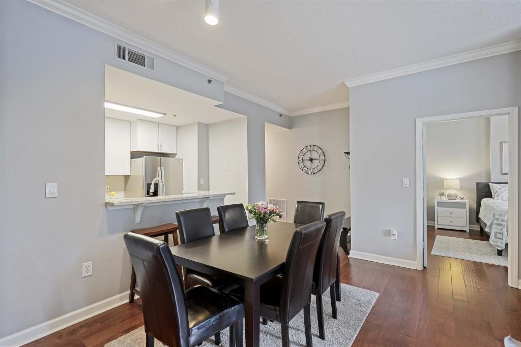 1101 Juniper Street Unit 219